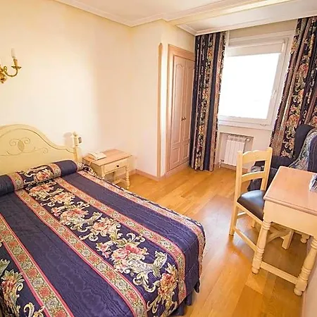 Hotel Julia 2*